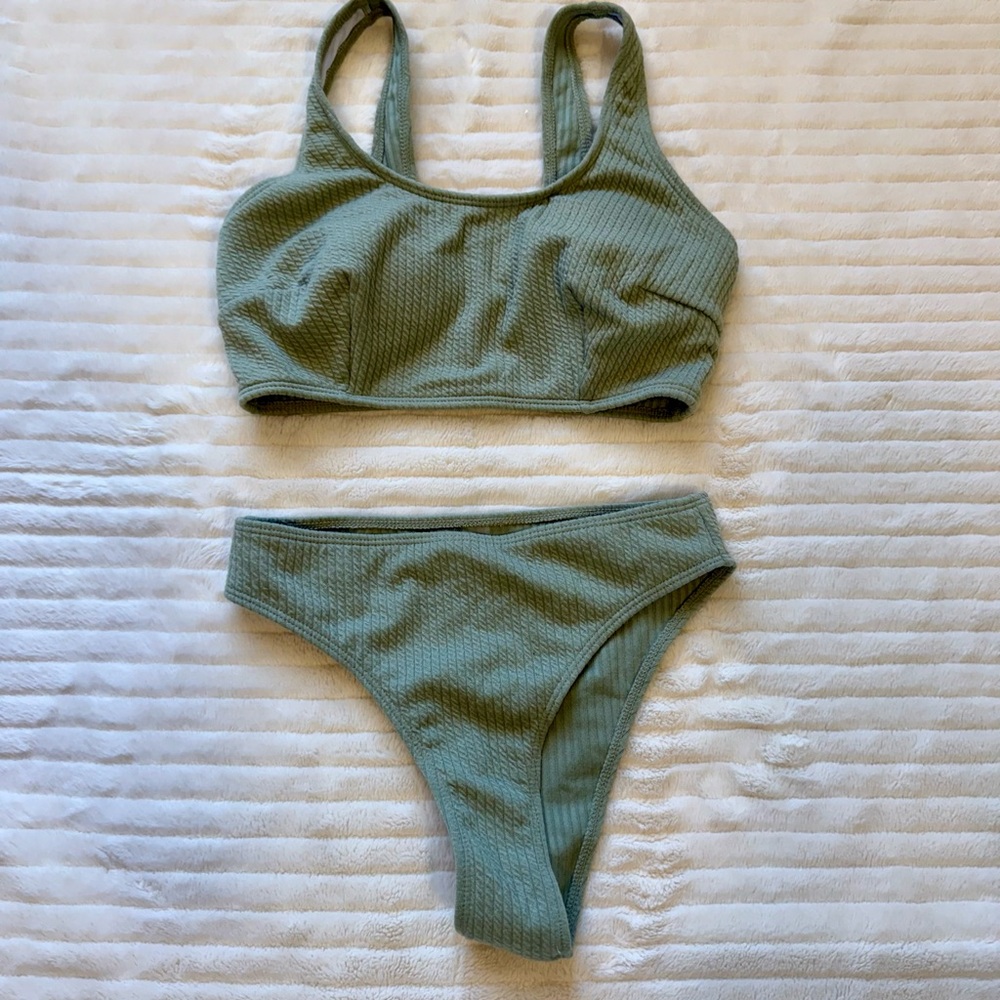 Ribbed Bikini Set in Moss Green